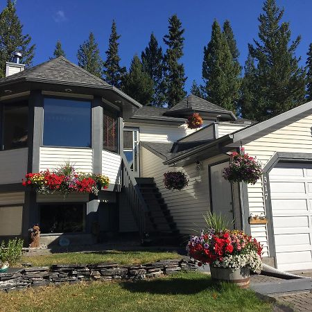 Bed & Breakfast Monarch Canmore Exterior foto